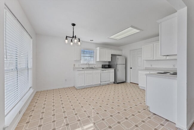 Photo - 134 Lynnie Penny St