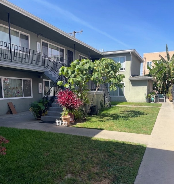 Unit is the back right unit at end of walkway - 1403 Obispo Ave