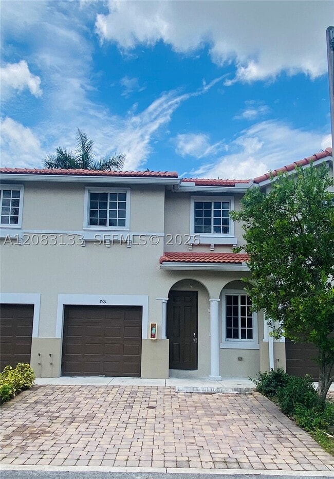 Photo - 21401 NW 13th Ct Unit 701