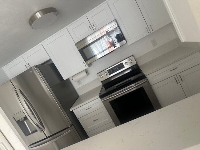 Photo - 13910 Lear Blvd