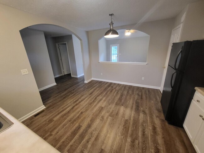 Photo - 4121 Turner's Bend