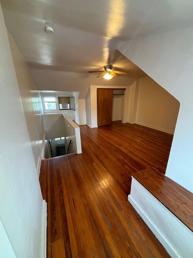 Photo - 289-295 E 18th Unit 293