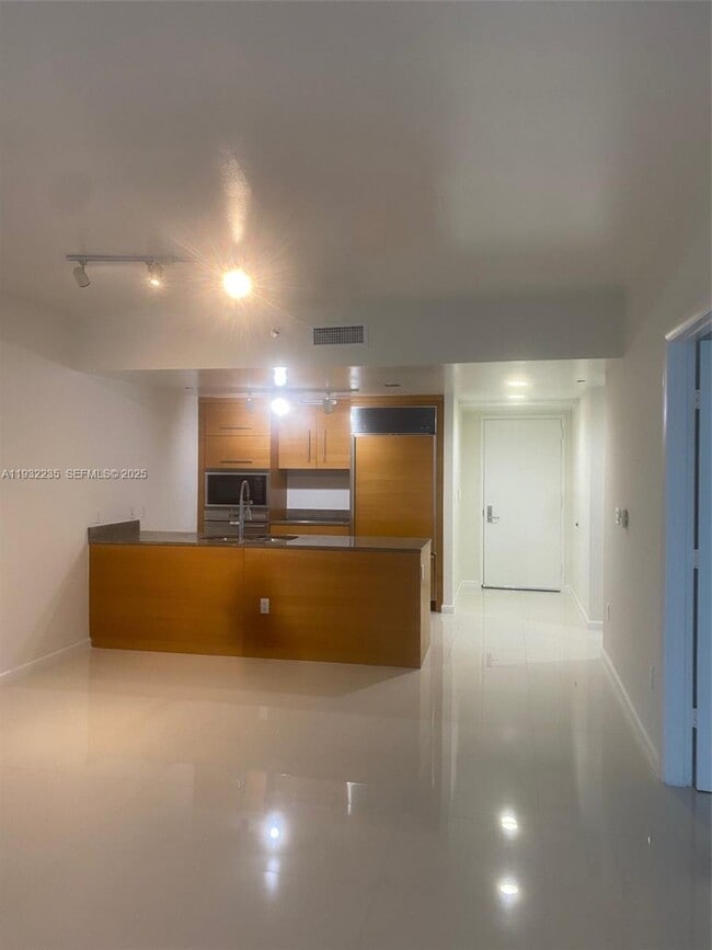 Photo - 475 Brickell Ave Unit 3414