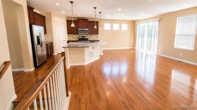 Photo - 4918 S Wenatchee Cir