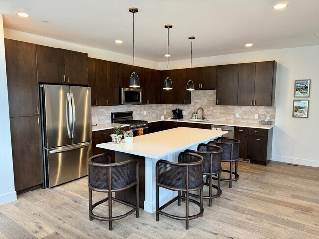 Photo - 170 Homestead Lp