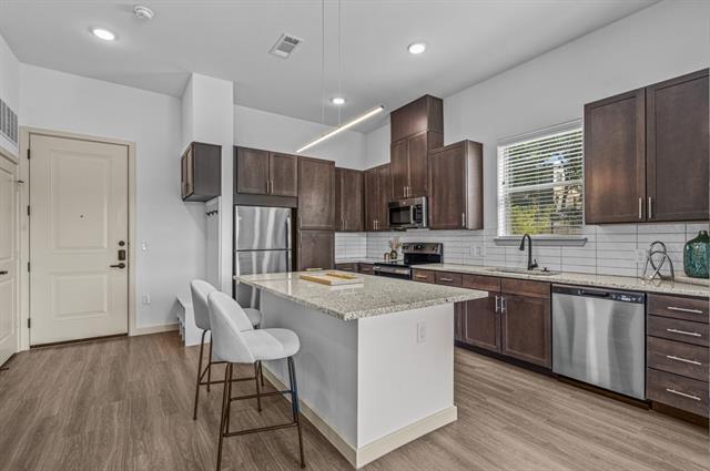 Building Photo - 3120 E Park Row Dr Unit 3201 Rental