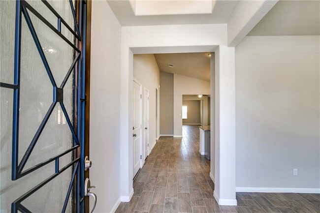 Photo - 140 Bright Star Ln