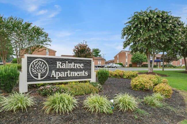 Clubhouse at Falcon Creek Apartment homes