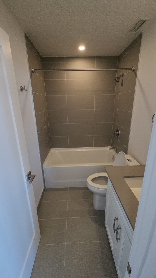 Photo - 841 Grenon Ave Unité 201