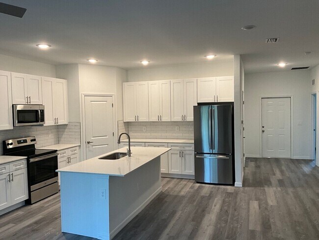 Photo - 24503 Zephyr Ct