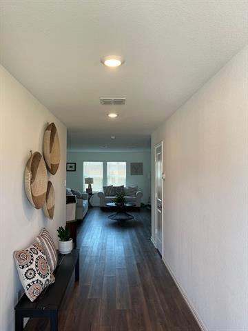 Photo - 9206 Marilyn Pl