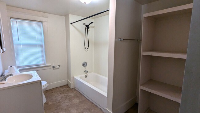 Photo - 2901 Temple St Unit 2