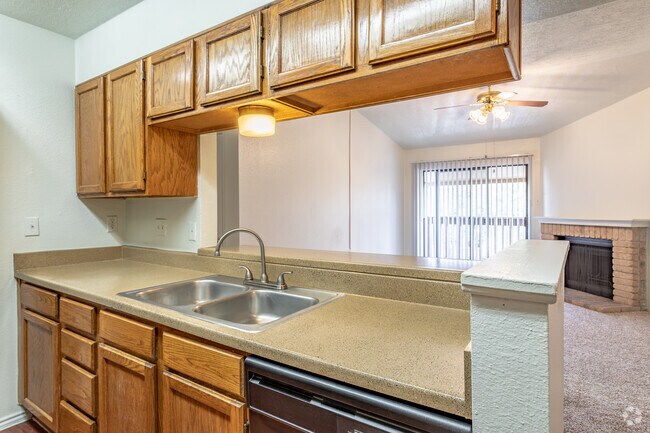1BR, 1BA - 720SF