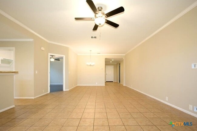 Photo - 1370 Tractor Pass