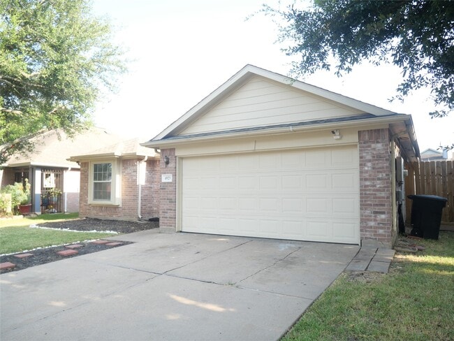 4923 Callery Creek Dr