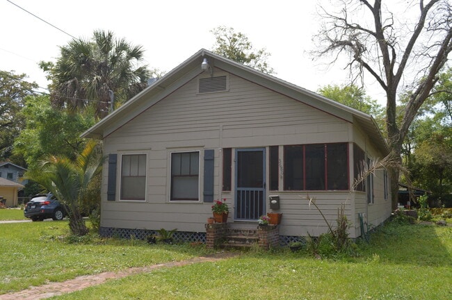 Building Photo - 3680 Rosemary St