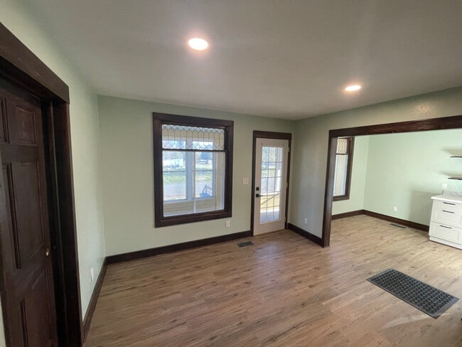 Photo - 422 Michigan Ave