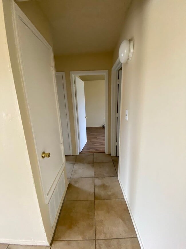 Photo - 1130 Flat Rock Cir