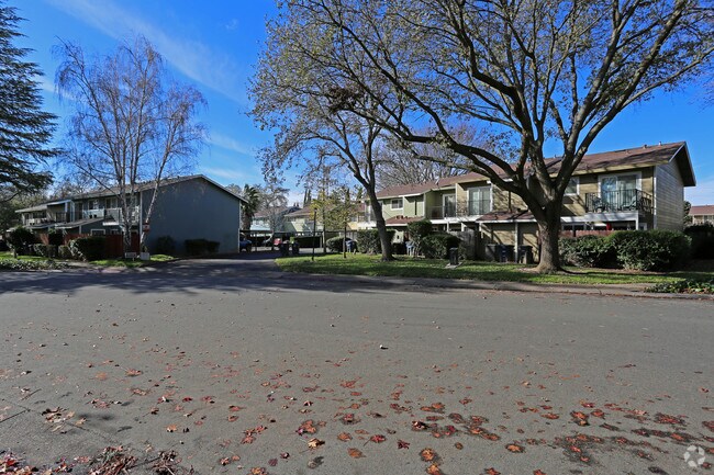 Photo - Shadow Creek Condominiums