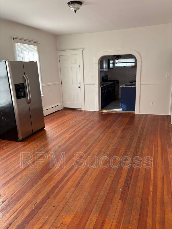 Photo - 19 Stephen St Unit 1