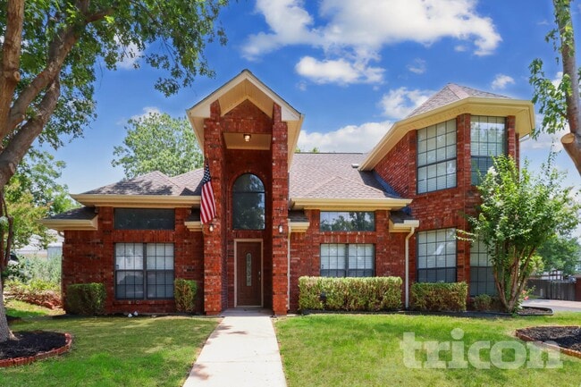 Building Photo - 7761 Grassland Dr