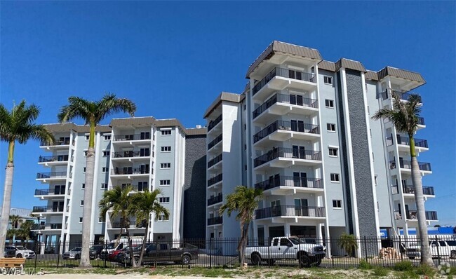 Building Photo - 1511 Estero Blvd Unit 504 Rental