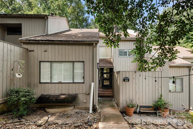 Photo - 222 Riverview Terrace