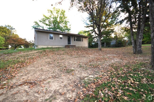 Building Photo - House in Benton City Limits