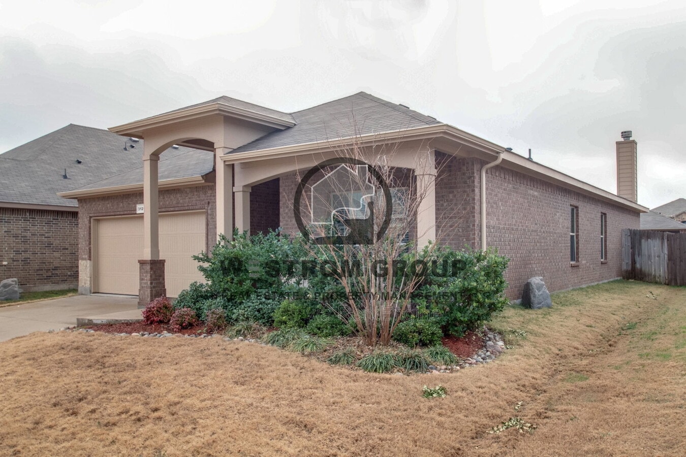 Photo - 3121 Hornbeam St