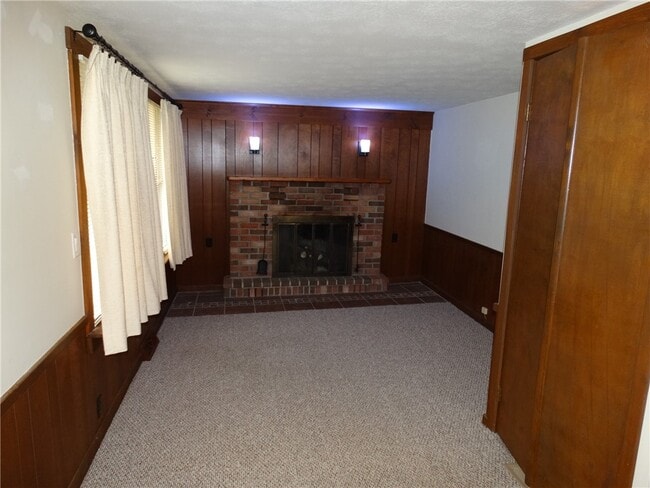 Photo - 146 Cutler Ave