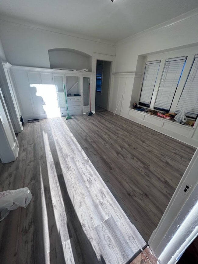 Photo - Remodeled 5 Bedroom 1 Bath Single Family Home