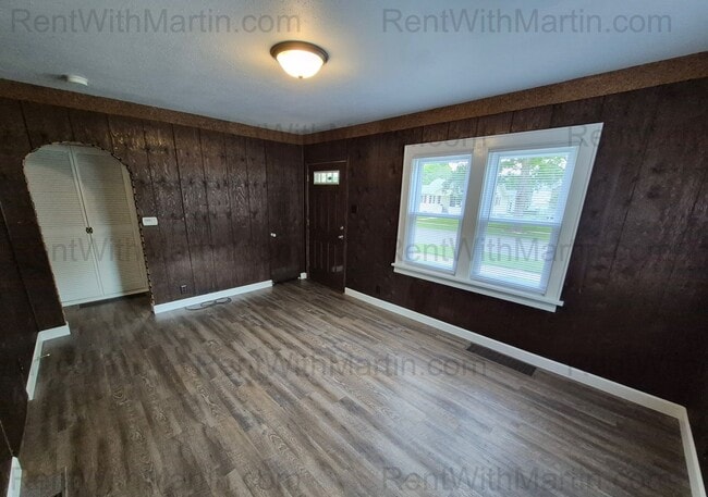 Photo - 1212 Forest Ave