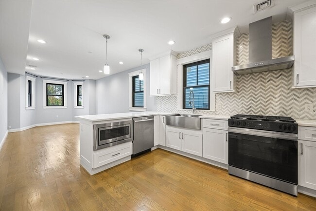 Photo - 229 E Eagle St Unit 2