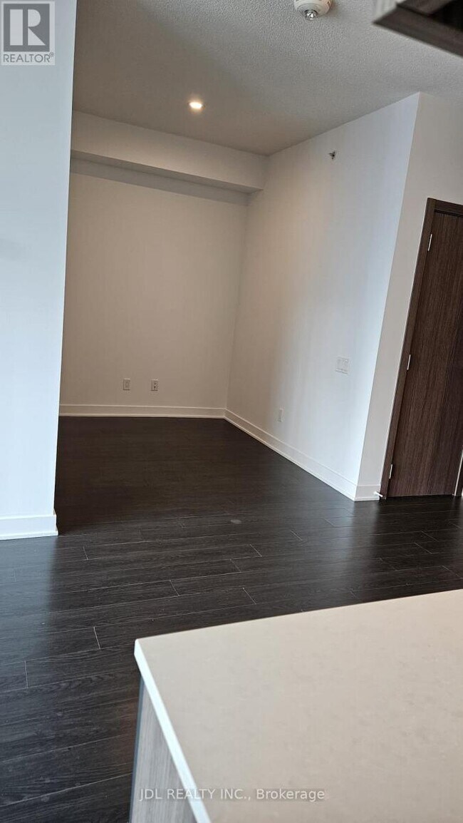 Photo - 19 Bathurst St Unit 3708