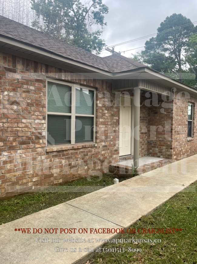 Photo - 1413 Hardy St House