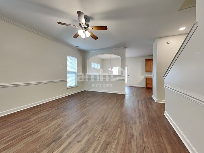 Photo - 85 Summer Hill Way