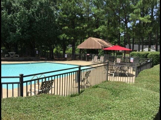 Mill Creek Apartments