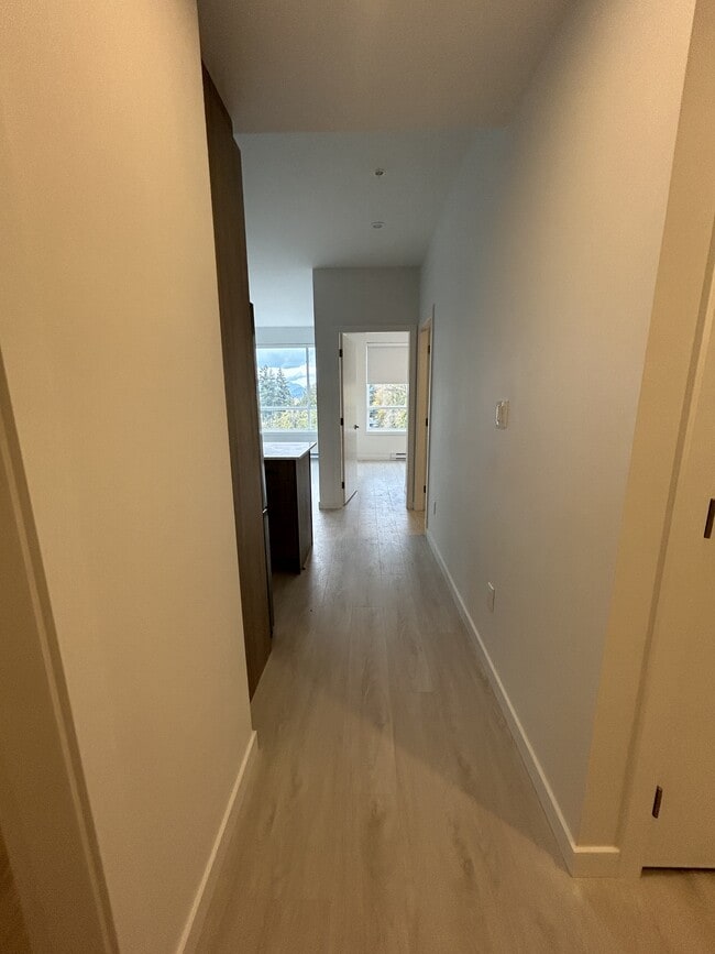 Photo - 13838-13108 108 Ave
