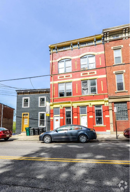 Building Photo - 2467 W McMicken Ave Unit 1 Rental