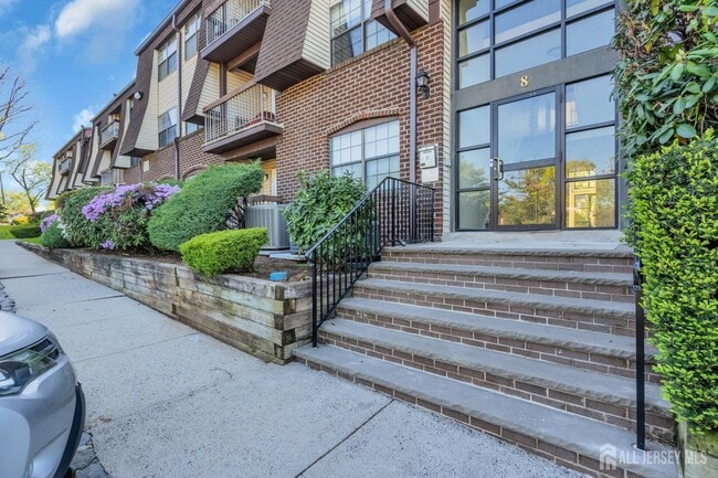 Photo - 812 Green Hollow Dr