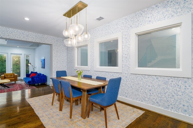 Building Photo - 1016 Crocker St