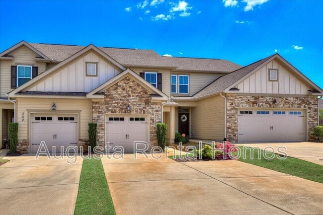 Photo - 504 Vinings Dr