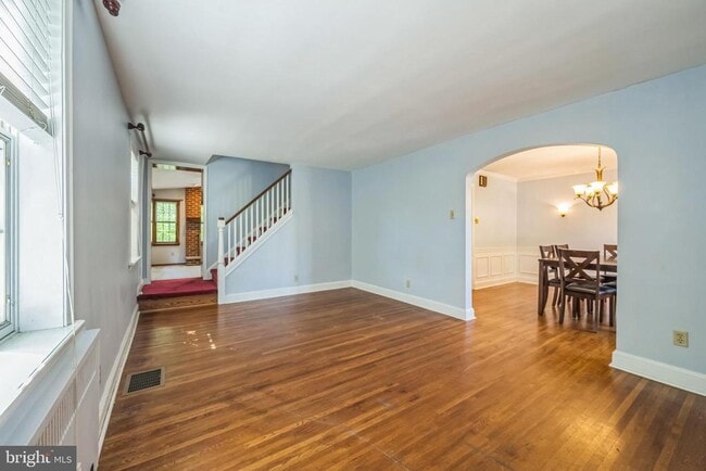 Photo - 400 Walnut Ave