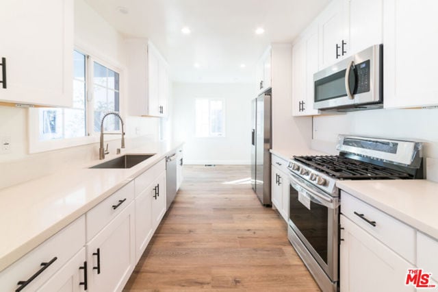 828 S. Curson