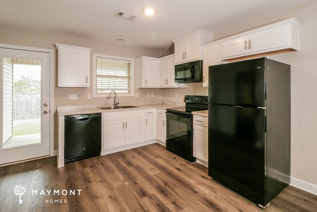 Photo - 126 Wexford Way