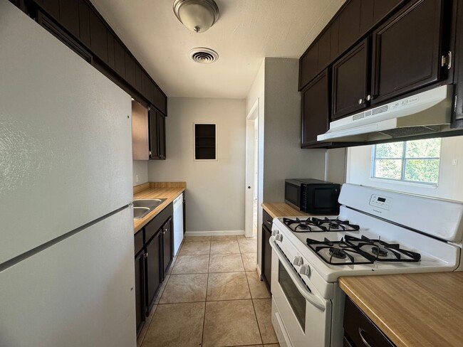 Photo - 1211 Harvard Dr