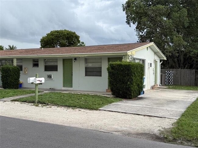 Photo - 110 S 4th St