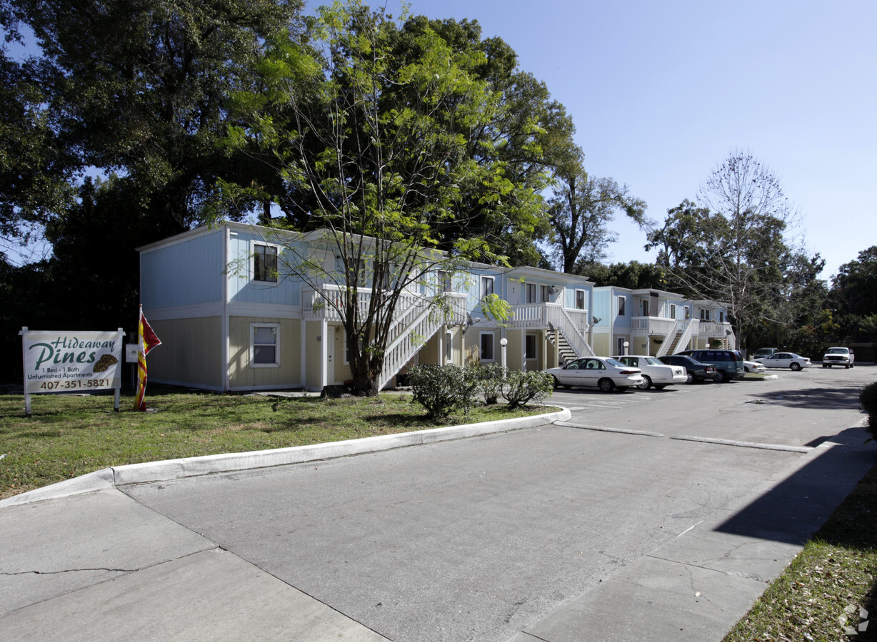 Hideaway Pines Apartments - Ava at Sodo Apartments