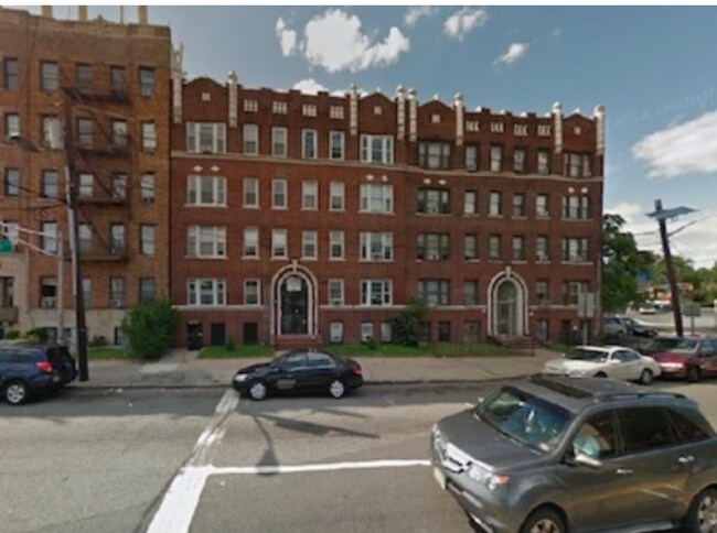 Photo - 1865 John F Kennedy Blvd Apartments