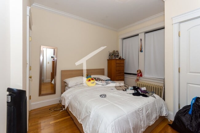 Photo - Nicely updated 1 bed unit with low move in costs!